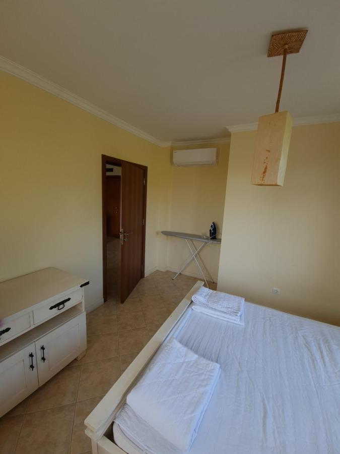 Santa Marina Apartaments- Karina 1 Sosopol Exterior foto