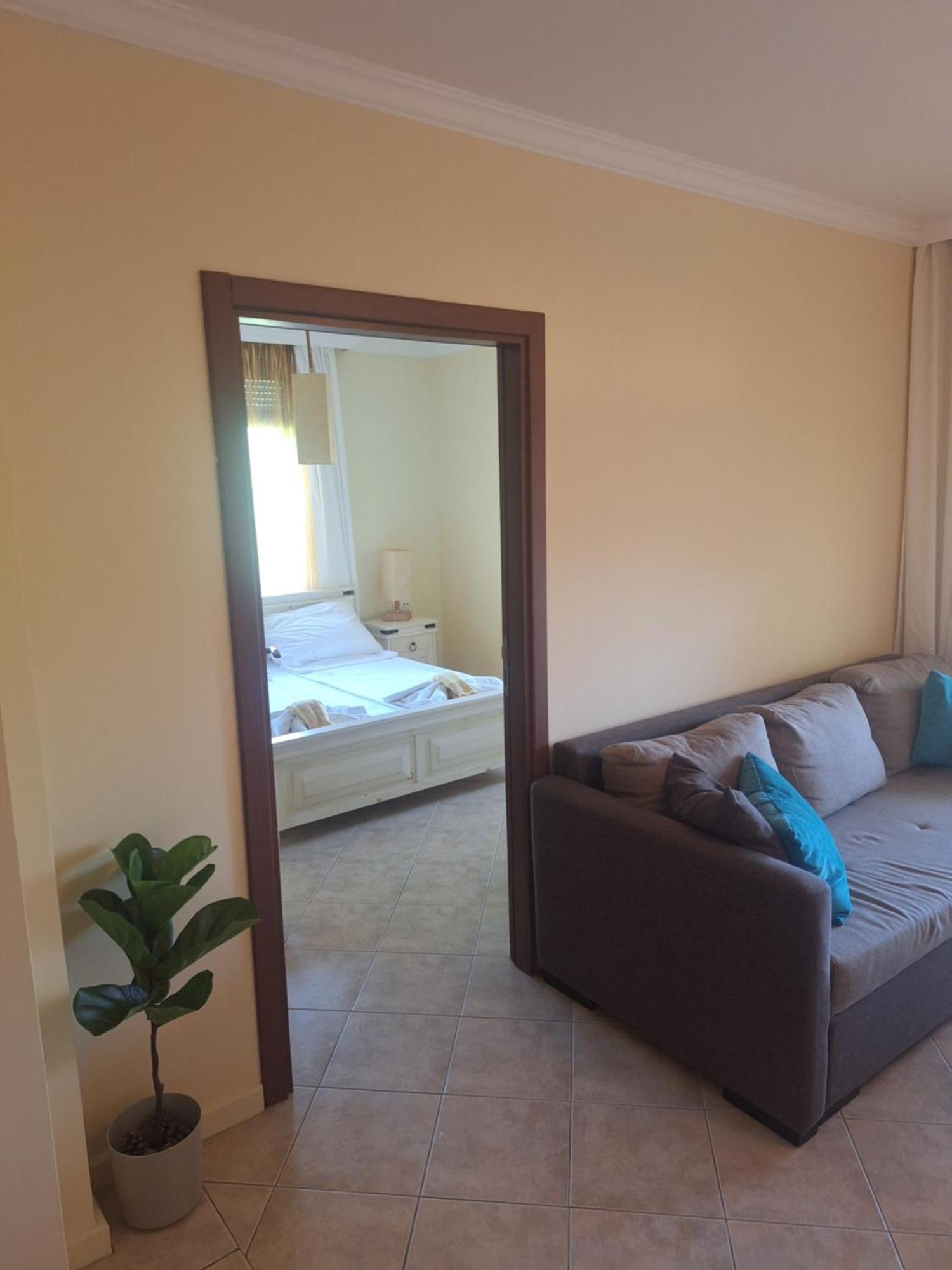Santa Marina Apartaments- Karina 1 Sosopol Exterior foto
